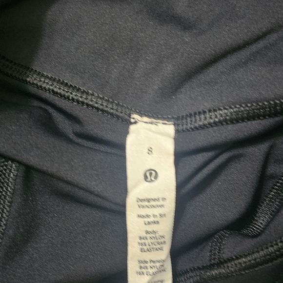 Lululemon Cropped Leggings - Picture 4 of 4